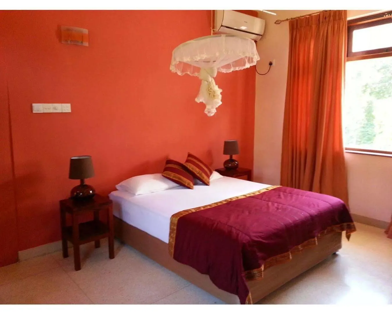 בית הארחה קנדי Villa 49